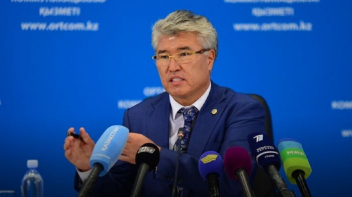 Мухамедиулы посоветовал рэперу Ахмадиеву найти проституткам работу 