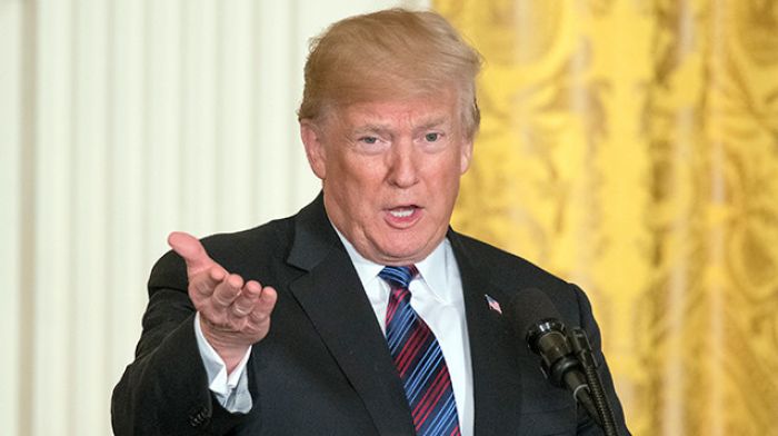 Россия "заплатит цену" за поддержку Асада, объявил Трамп 