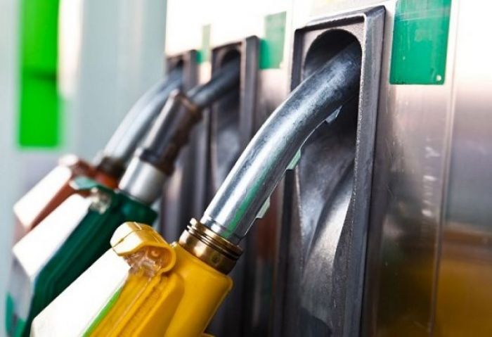 Бензин марки АИ-92 подорожал на 15% 