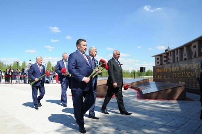 Во Ржеве открыли после реставрации мемориальный комплекс, посвящённый воинам-казахстанцам