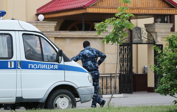 «Коммерсантъ» объяснил связь напавших на храм в Грозном с ИГ 