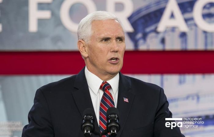 Вице-президент США, в отличие от шефа, прямо пригрозил КНДР судьбой Ливии 