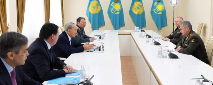 Назарбаев встретился с Шойгу 