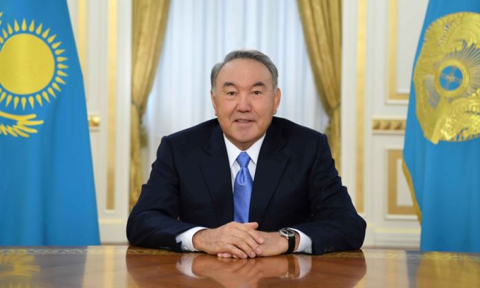Нурсултан Назарбаев поздравил казахстанцев с Ораза айт 