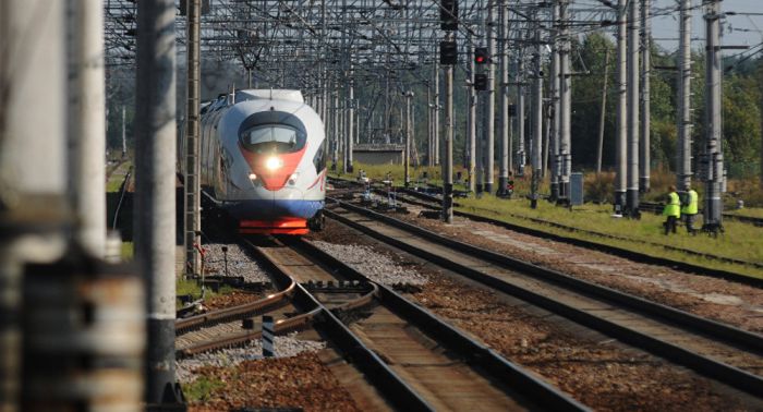 Крушение поезда: глава МВД опроверг информацию о задержании машиниста 