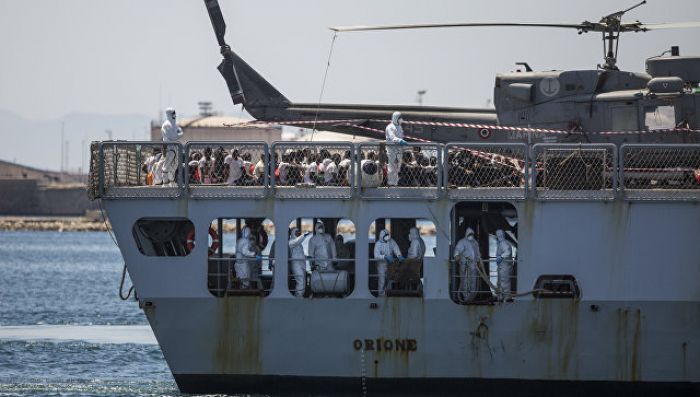 Итальянским спасателям запретили помогать кораблям с беженцами‍ 