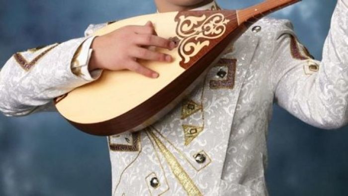 День домбры впервые отмечают в Казахстане 