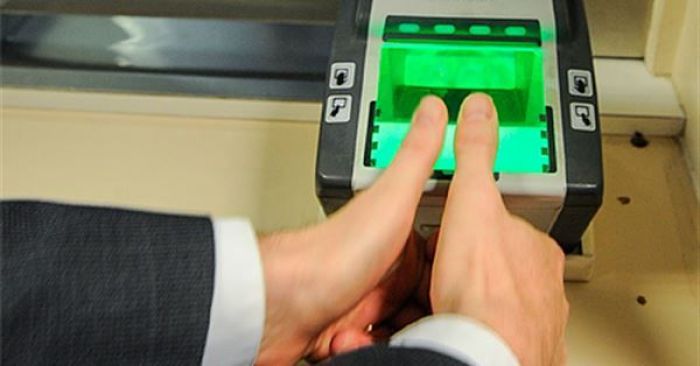 В ЦОНах Казахстана будут обслуживать по отпечаткам пальцев 