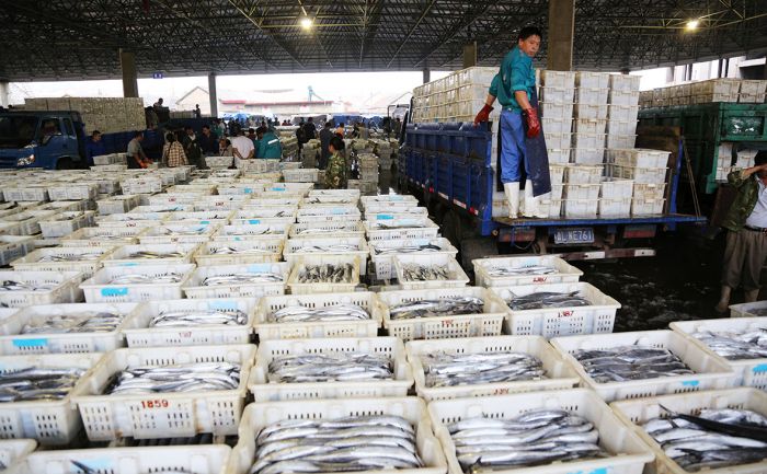 США решили ввести новые пошлины на товары из Китая на сумму $200 млрд 