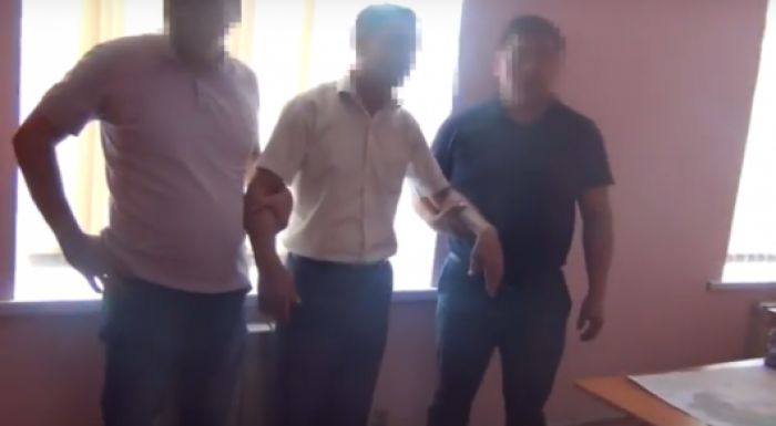 Размер "отката" за установку терминала в Туркестанской области назвали в Нацбюро 