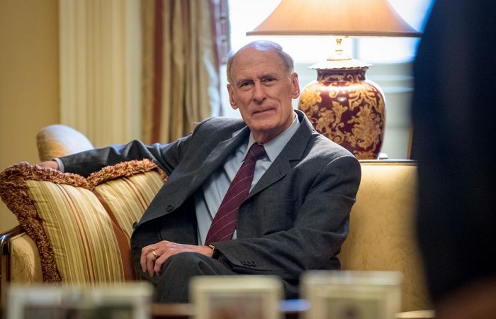 Главу разведки США насмешило переданное Путину приглашение в Вашингтон 