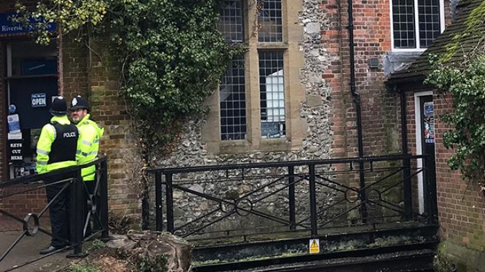 У британской полиции появилось фото подозреваемого в отравлении Скрипалей 