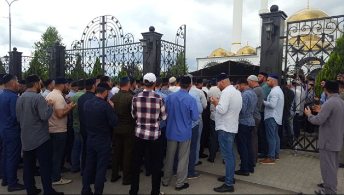 Кадыров пришел на поминки по убийце экс-полковника Буданова