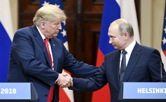 Politico раскрыла содержание переданного Путиным Трампу документа 