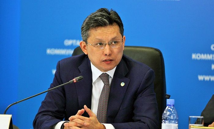 Министр финансов о ситуации с тенге: «Мы пока выдерживаем» 