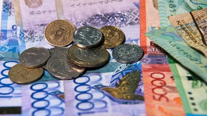 Нацбанк РК: Тенге ослаб до уровня 363,15 за доллар США 