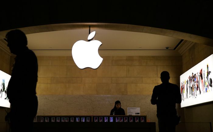 Австралийский школьник взломал серверы Apple 