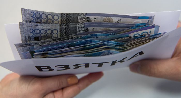 Более 30 акимов подозревают в коррупции в Казахстане: на чем они попались 