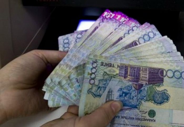 Сотрудник акимата пойман на взятке в Туркестанской области