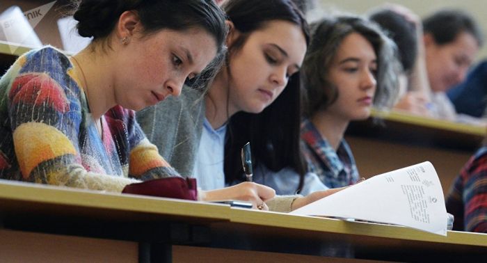 Студенты возмущены подорожанием обучения в Астане – в городе появились листовки 
