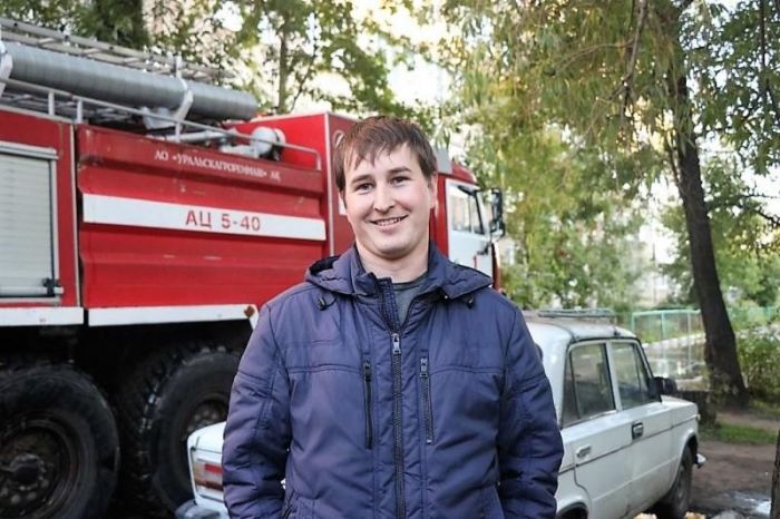 В Петропавловске случайный прохожий спас из огня ребенка