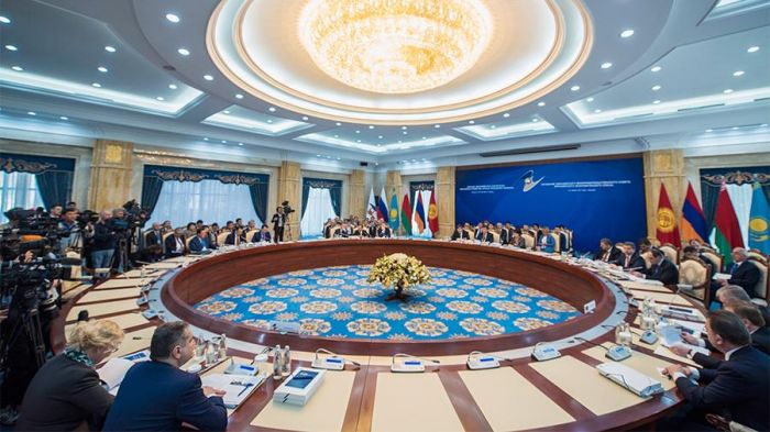 В ЕАЭС обсуждают создание механизма коллективных ответных мер