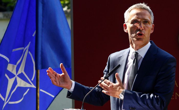 Столтенберг заявил о готовности НАТО ответить на кибератаки из России 