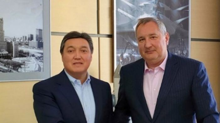 Мамин обсудил с главой "Роскосмоса" совместное создание космических спутников связи 