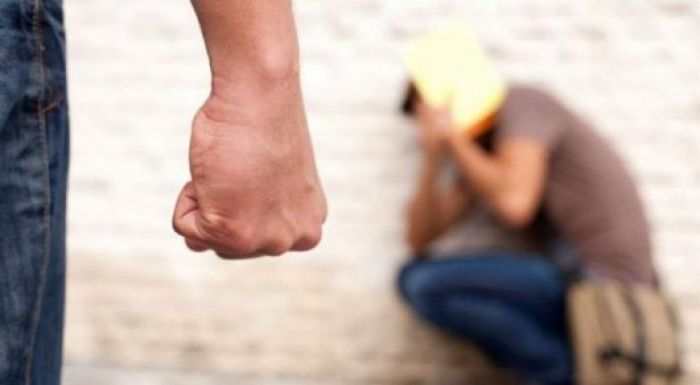 Школьный инспектор избил ученика в Актобе 