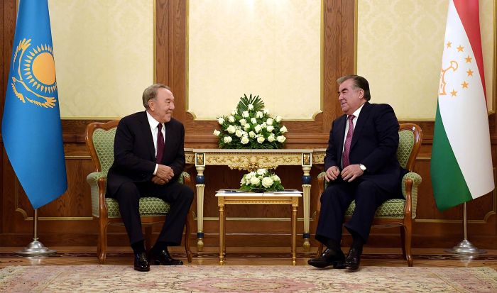 В Душанбе прошла встреча Нурсултана Назарбаева и Эмомали Рахмона 
