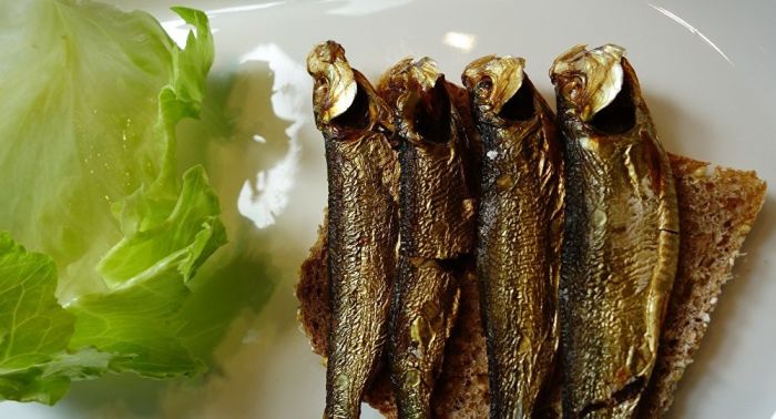 Россельхознадзор нашел вредные вещества в казахстанских шпротах 