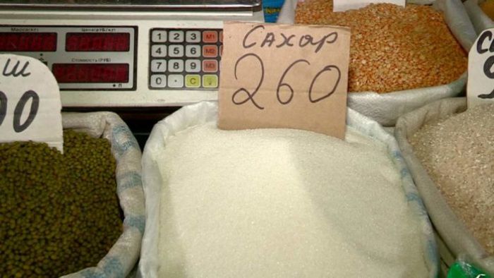 Стоимость сахара на рынках Шымкента меняется каждый час: в супермаркетах отпускают по 5 кг в одни руки 