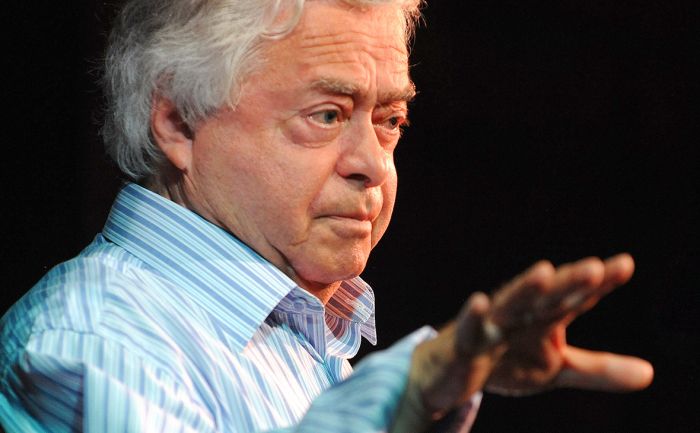 Умер Роман Карцев