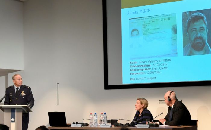 Минобороны Нидерландов назвало имена высланных россиян 