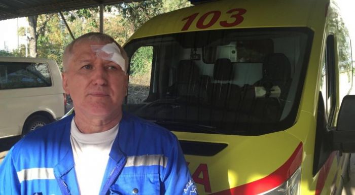 Избитый в Алматы водитель скорой простил гражданина Турции 