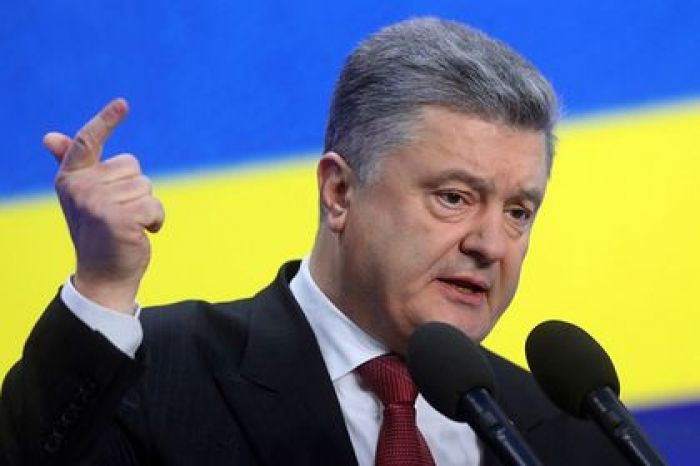Порошенко заявил, что Россия заплатит высокую цену за авианалеты на Украину  