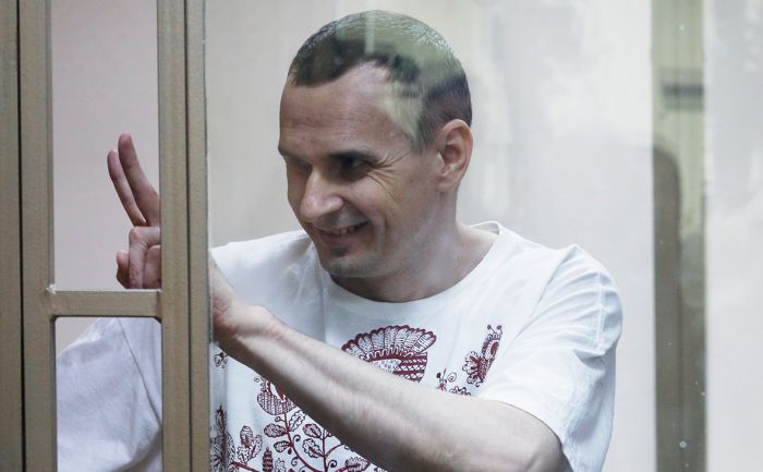 Европарламент присудил Сахаровскую премию Олегу Сенцову 