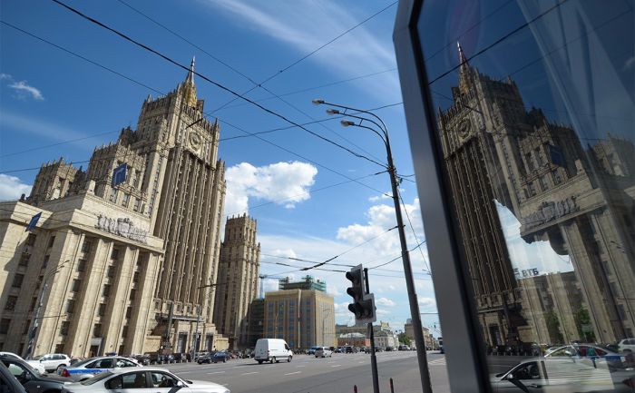 В МИДе заявили о нежелании тратить время на анализ новых санкций США 