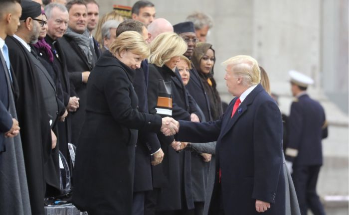 Белый дом сообщил о разговоре Трампа с Путиным, Макроном и Меркель 