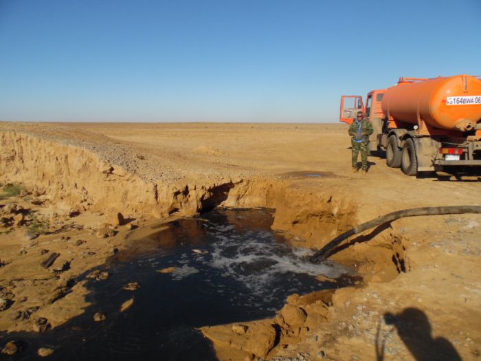 Неглубокая могила для нечистот 