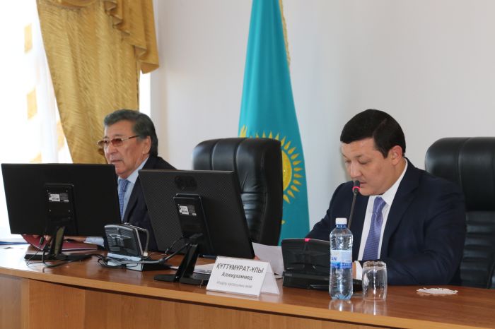 О парковках в Атырау – оживлённо и немного нервно