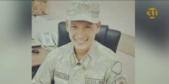 В Усть-Каменогорске 19-летний солдат погиб от двух огнестрельных ранений в грудь 