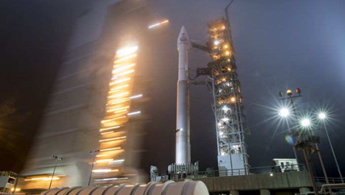 Аппарат NASA прислал первый снимок Марса 