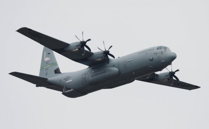 Самолет-заправщик и истребитель США потерпели крушение над морем у Японии 