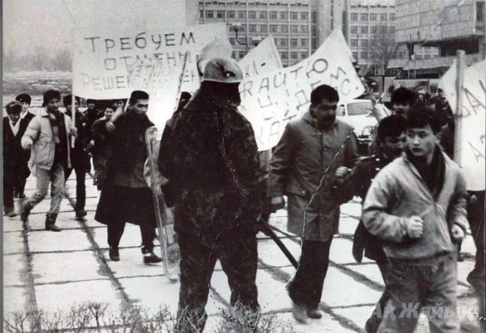 «Солдаты ворвались в общежитие, и началась бойня» 