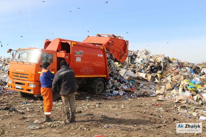 «Спецавтобаза» стала частным предприятием
