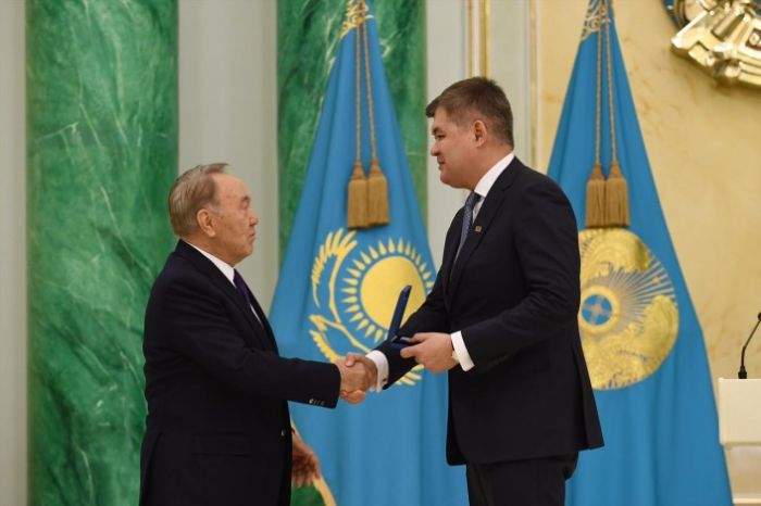 Назарбаев наградил орденами Досаева, Биртанова и Сулейменова
