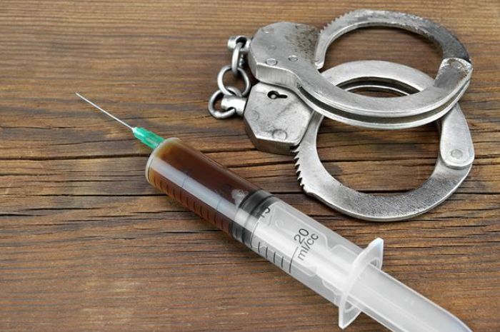 Трех педофилов приговорили к химической кастрации в Казахстане