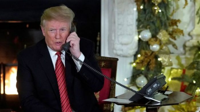 Трамп намекнул девочке, что Санты не существует. Она не поверила 