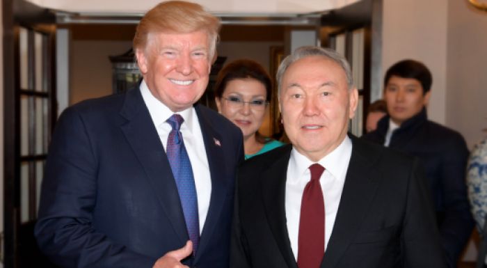 Казахстана Назарбаев о Трампе: Вышел из привычных даже для жителей США канонов 